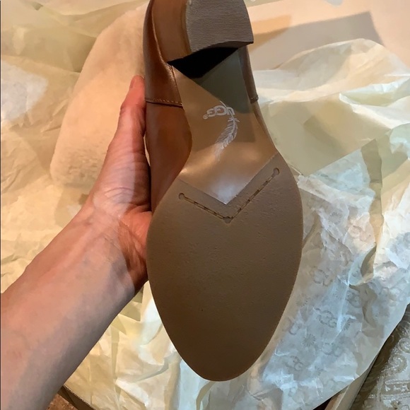 UGG AVA BOOTS price to sell firm - Picture 7 of 8